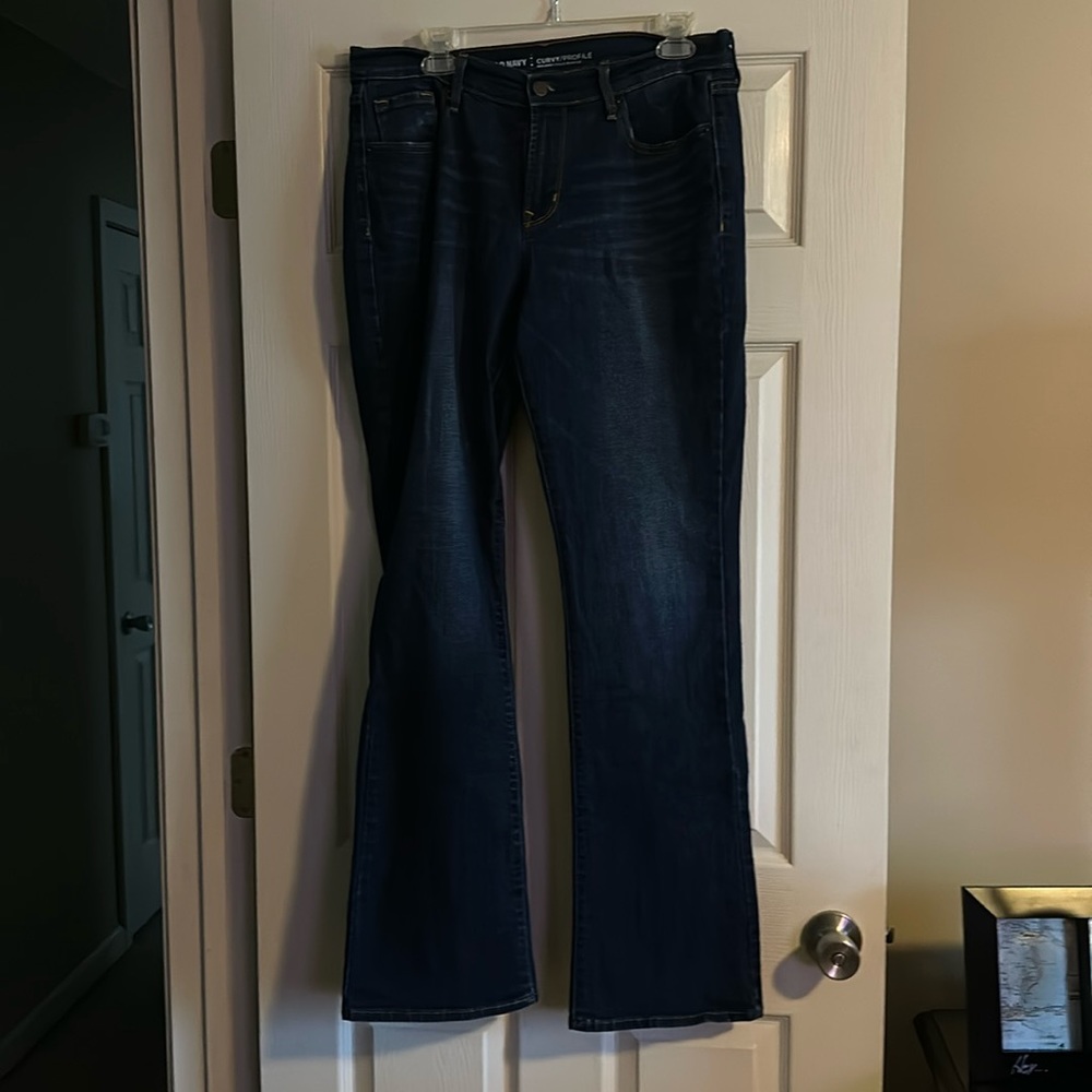Old Navy Mid-Rise Bootcut Jeans